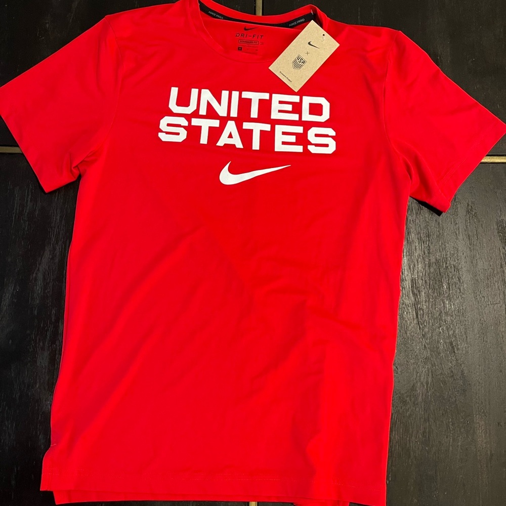 Nike Red 'United States' Dri-FIT Short Sleeve Tee